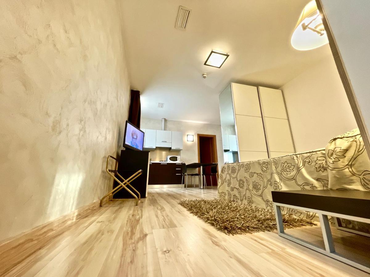 Hotel Vivit ***S Mestre Bagian luar foto