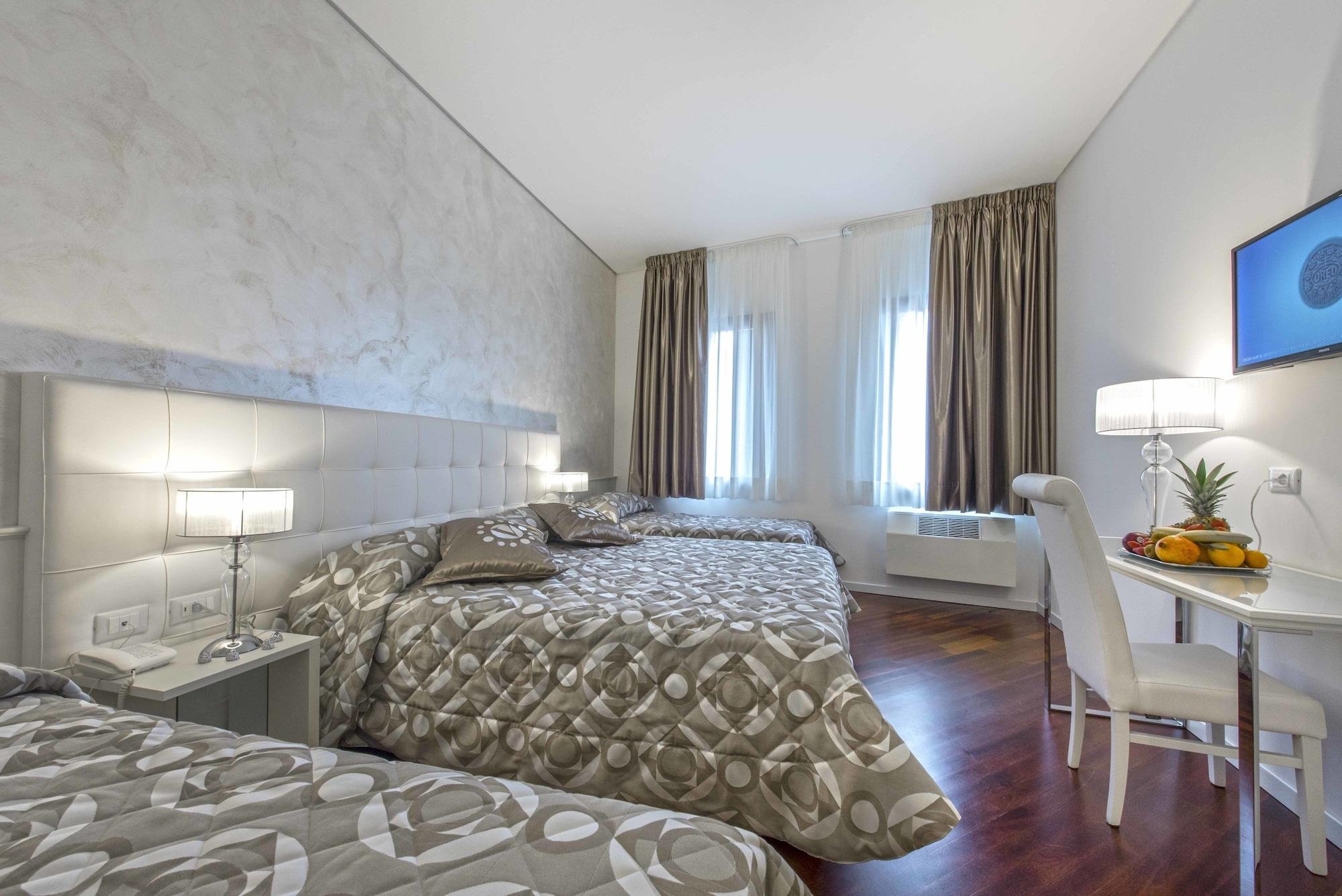 Hotel Vivit ***S Mestre Bagian luar foto