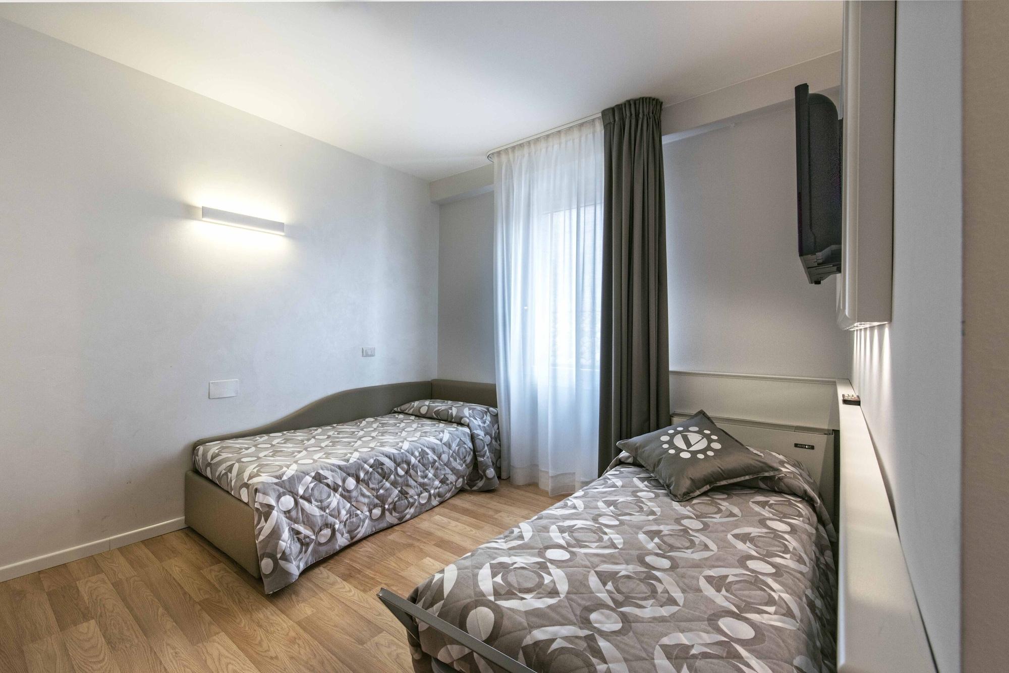 Hotel Vivit ***S Mestre Bagian luar foto