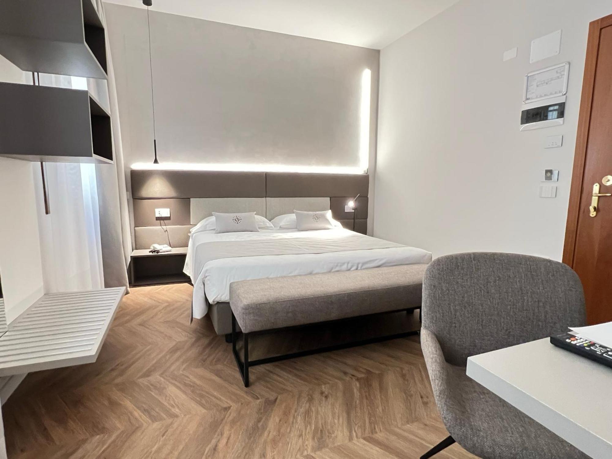 Hotel Vivit ***S Mestre Bagian luar foto